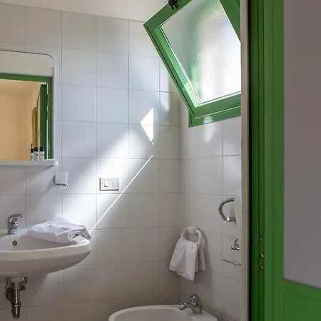 La Stella Del Tirreno Bed & Breakfast *
